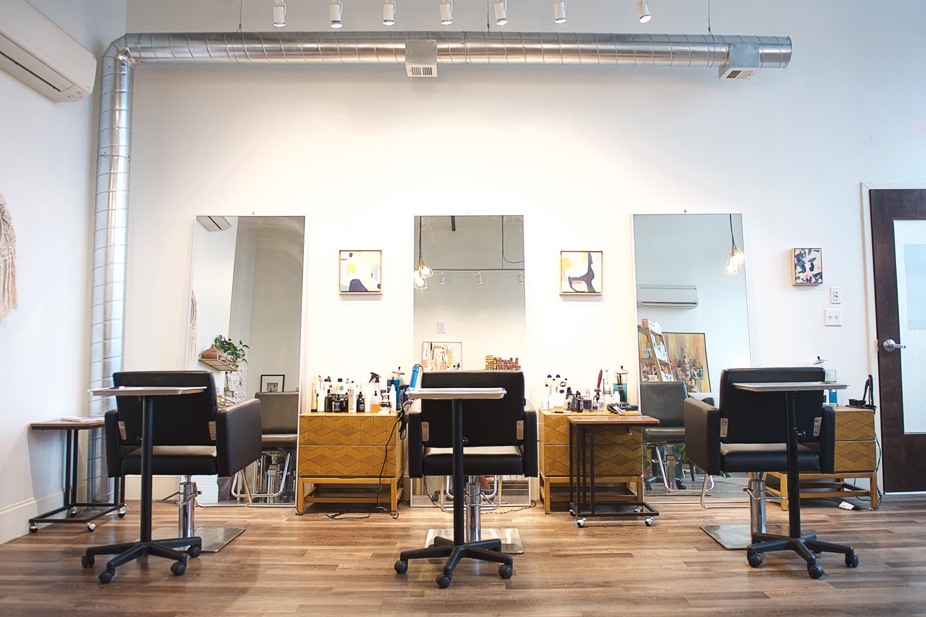 La la Luxe Salon